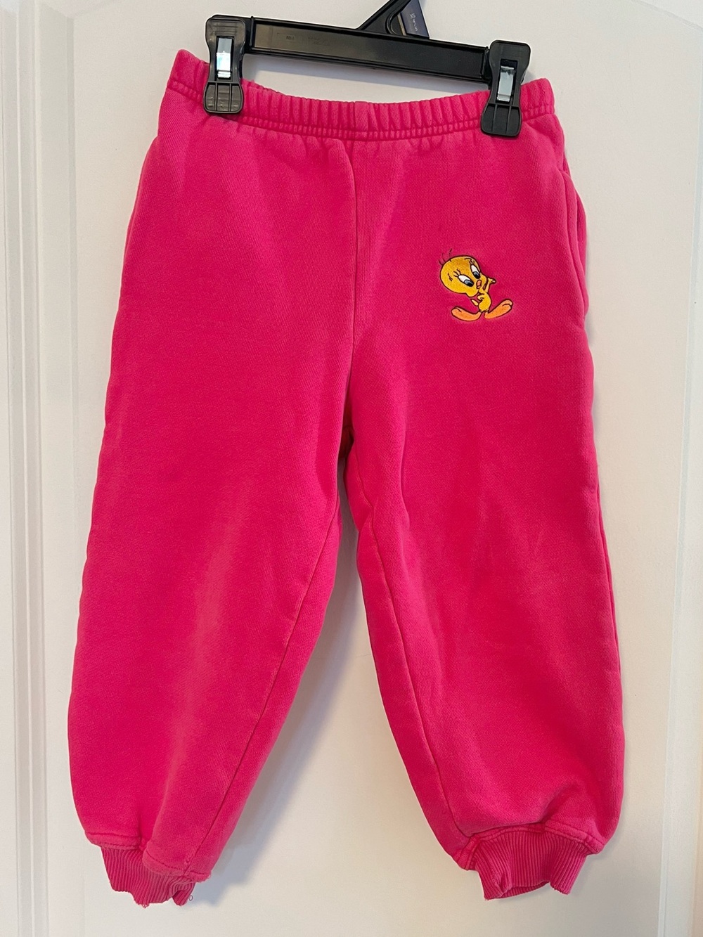 VNTG Looney Tunes Tweety Bird Embroidered Girls Sweatpants